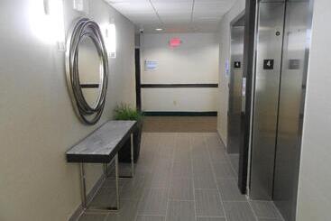 هتل Holiday Inn Express & Suites Houston Northwest Brookhollow, An Ihg