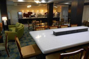 هتل Holiday Inn Express & Suites Houston Northwest Brookhollow, An Ihg