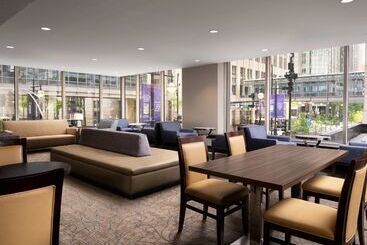 هتل Homewood Suites By Hilton Chicago Downtown/magnificent Mile