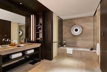 هتل Hyatt Regency Wuhan Optics Valley