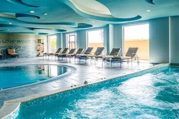 فندق Lindos Breeze Beach