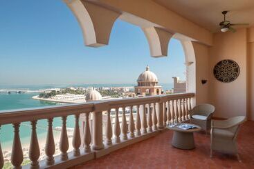 هتل Marsa Malaz Kempinski, The Pearl
