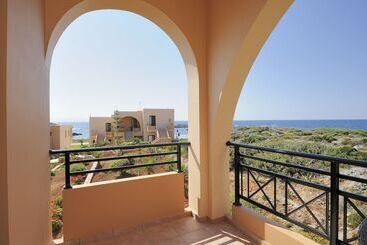 Nanakis Beach Apartments - Stavros
