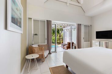 هتل Radisson Blu Azuri Resort & Spa