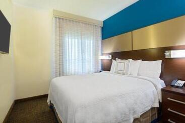 هتل Residence Inn Fort Myers At I75 And Gulf Coast Town Center