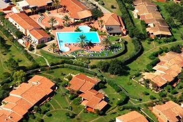 هتل Residence Liscia Eldi