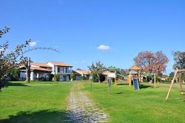 هتل Residence Liscia Eldi
