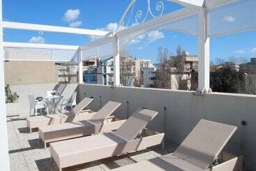 هتل Residence Villa Del Mare