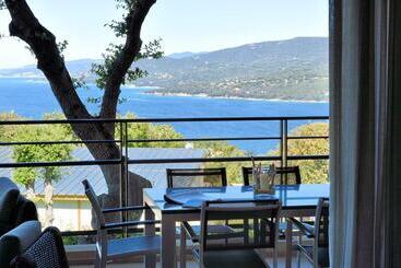 هتل Résidence & Hôtel Aria Marina