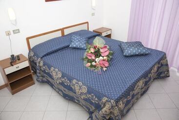 هتل Saint Raphael