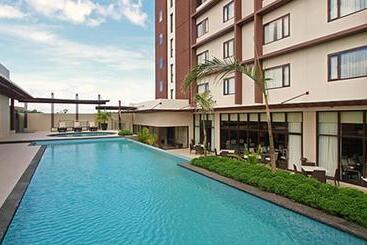 هتل Seda Centrio