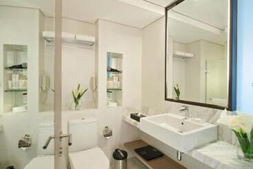 هتل Seda Centrio