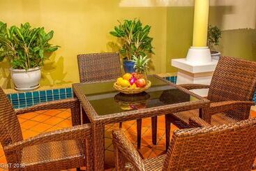 Les Palmares Villas