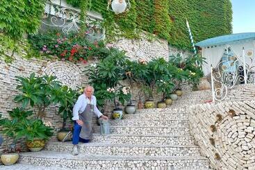 Milton Boutique Hotel   Adults Only