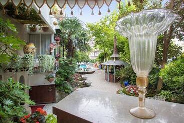 Milton Boutique Hotel   Adults Only