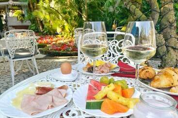 Milton Boutique Hotel   Adults Only