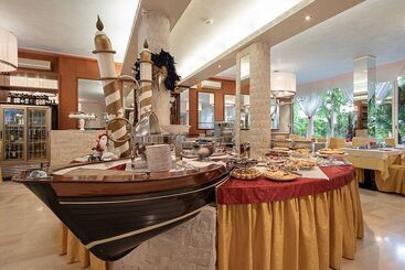 Milton Boutique Hotel   Adults Only