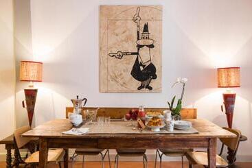 پانسیون Soprarno Suites