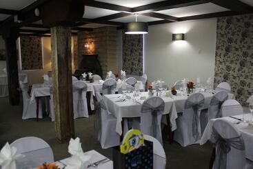 هتل The Mill House