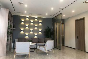 هتل 7days Premium Xiong An New District Rongcheng Baiyangdian Branch
