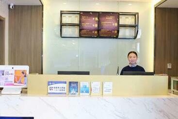 هتل 7days Premium Xiong An New District Rongcheng Baiyangdian Branch