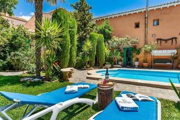 Casa Rural La Rubia Nigüelas By Ruralidays - Niguelas