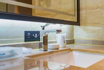 هتل City Comfort Inn Huizhou Chenjiang Tongqiao