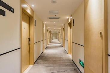هتل City Comfort Inn Huizhou Chenjiang Tongqiao