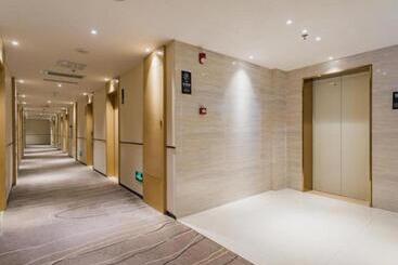 هتل City Comfort Inn Huizhou Chenjiang Tongqiao