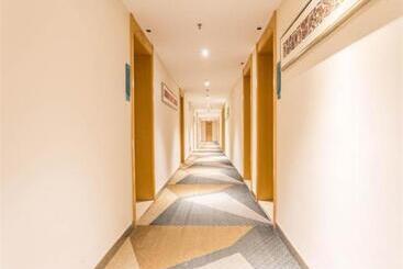 هتل City Comfort Inn Nanning Jianzheng Road Food Street