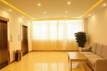 هتل Greentree Inn Anqing Huaining County Development Zone Duxiu Road