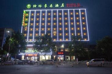 هتل Greentree Inn Zhoukou Shenqiu Railway Station Zhaofeng Avenue