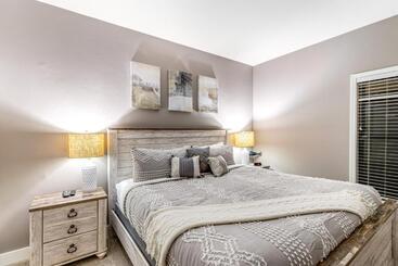 هتل Sand & Sea: Room 308