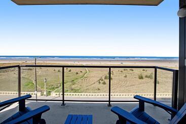 هتل Sand & Sea: Room 308