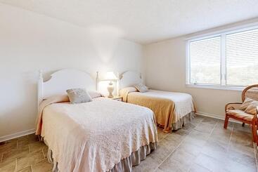 فندق 1312 Ship Watch