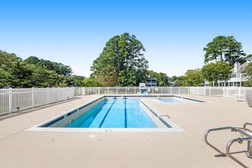 هتل Sea Colony  208 Brandywine House