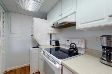 هتل Sea Colony  208 Brandywine House