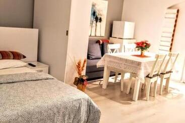 هاستل Central Guesthouse