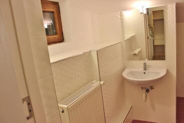 هاستل Central Guesthouse