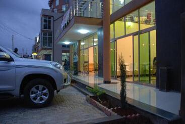 هتل Addis Amba