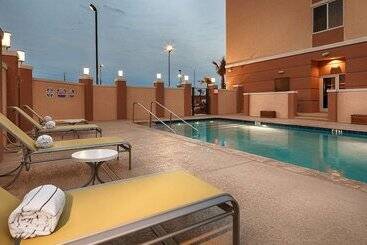 هتل Best Western Premier Ashton Suiteswillowbrook