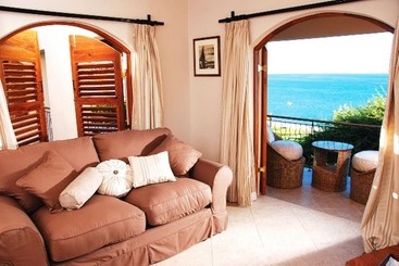 هتل Casa Rex By Sol Resorts