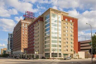 هتل Courtyard Peoria Downtown