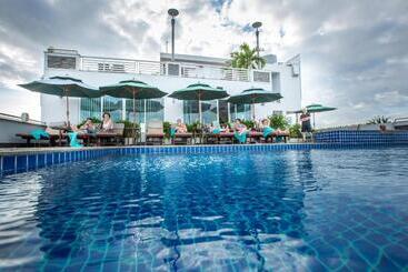 هتل Harmony Phnom Penh