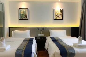 هتل Harmony Phnom Penh