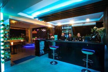هتل Harmony Phnom Penh