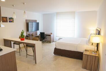 هتل Holiday Inn Express Managua, An Ihg