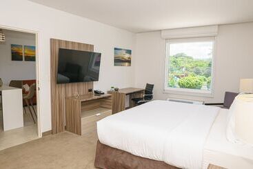 هتل Holiday Inn Express Managua, An Ihg