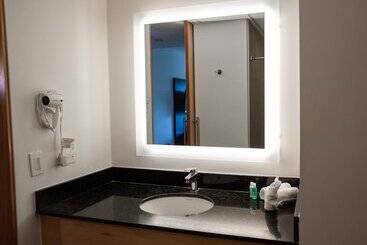 هتل Holiday Inn Express Managua, An Ihg