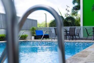 هتل Holiday Inn Express Managua, An Ihg